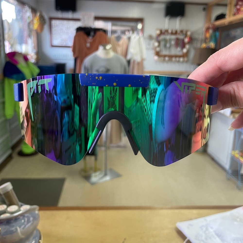 Viper Pit Shield Sport Visor Sunglasses with Blue Green Mirrored Lens - Picture 3 of 5